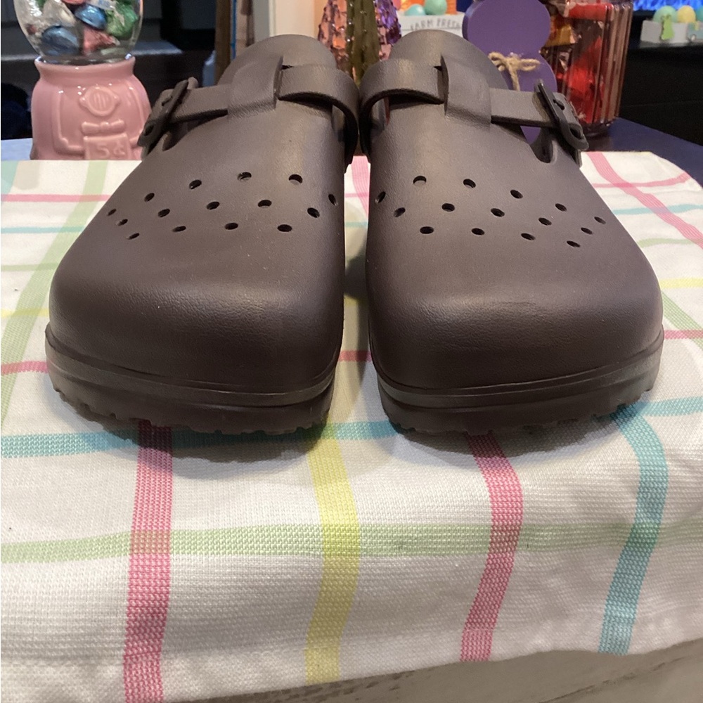 NWOT -Skechers Luxe Foam - Choc. Brown Slip-On Clogs with Vent Holes - Sz  10!!! - Picture 2 of 11